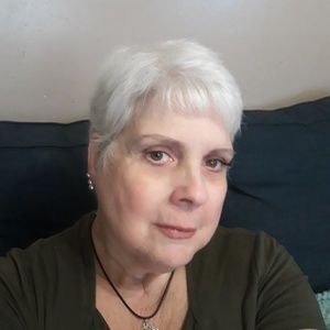 Meet your Posher, Joelyn